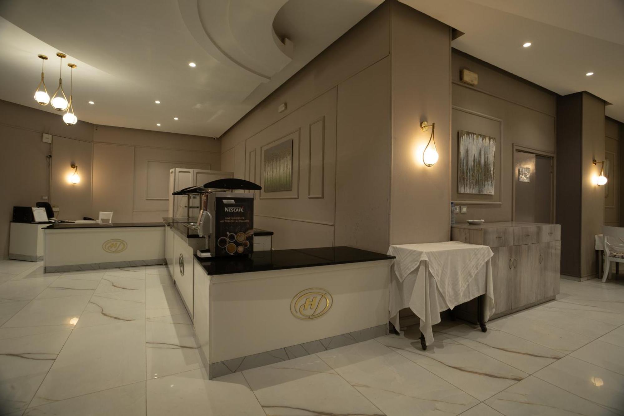 Hotel Donia Sfax Esterno foto